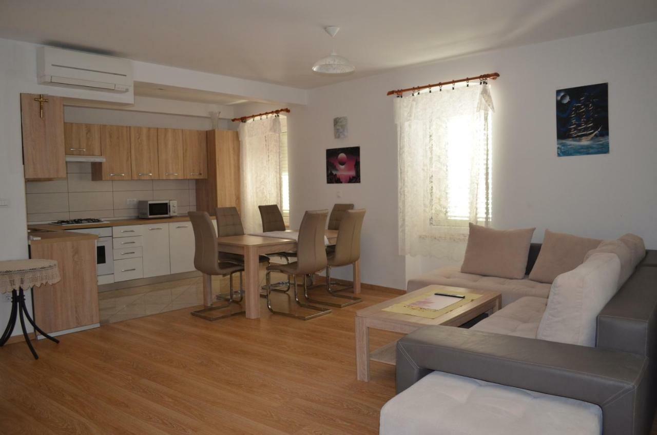 Apartment Michael Крк Экстерьер фото