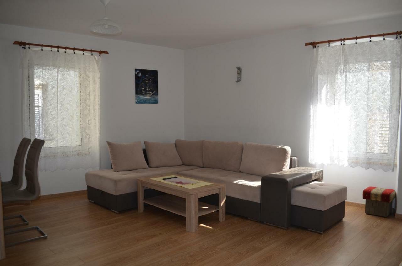 Apartment Michael Крк Экстерьер фото